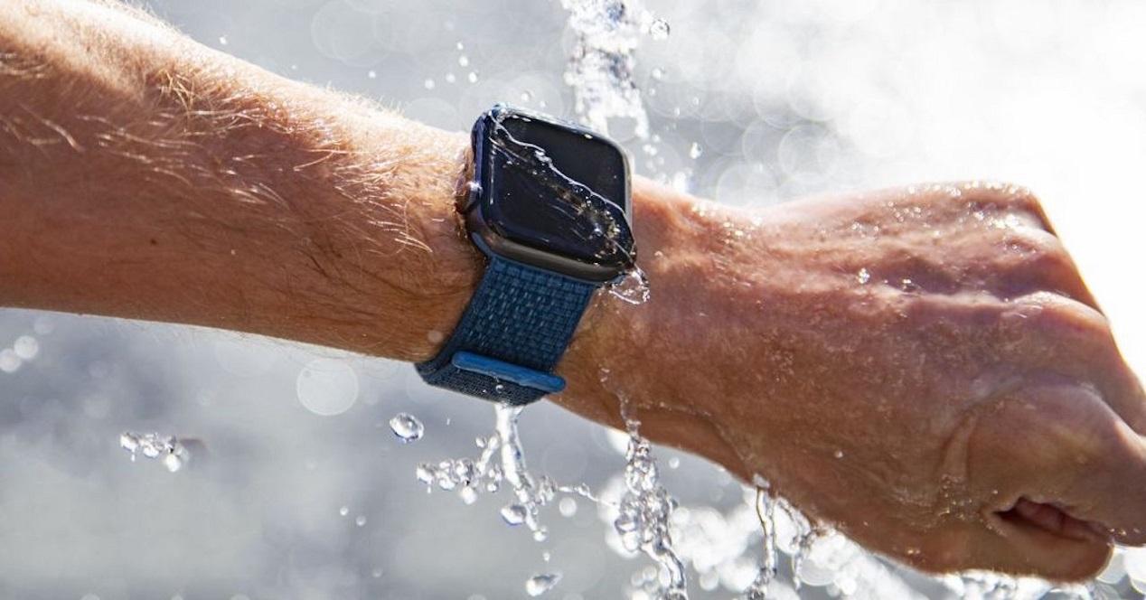Apple-Watch-agua.jpg