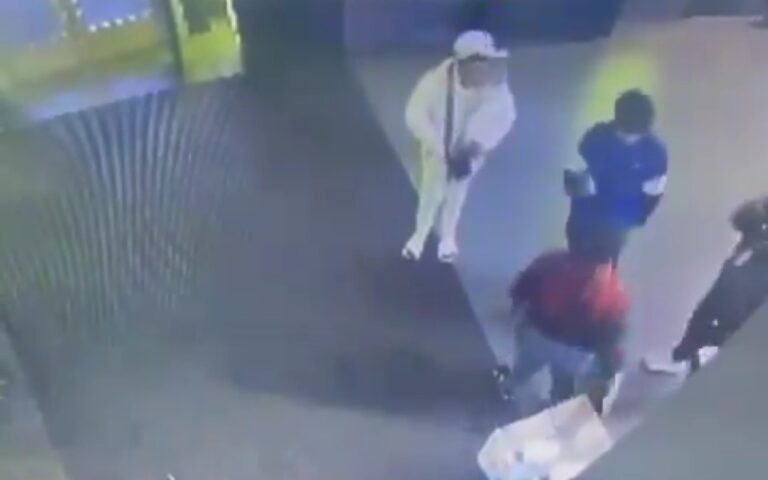 Video-Arrestan-tres-adolescentes-latinos-tras-protagonizar-tiroteo-times-Square-09022024.jpg