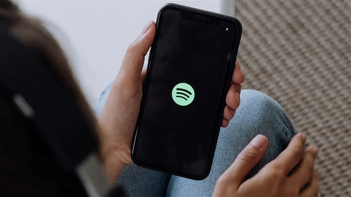 como-mejorar-el-volumen-de-spotify-si-suena-bajo-en-iphone.jpeg