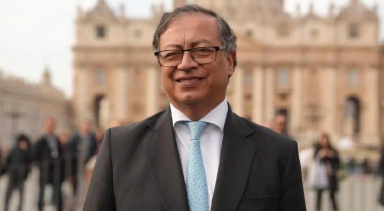 principal_gustavo-petro-696x406.jpg