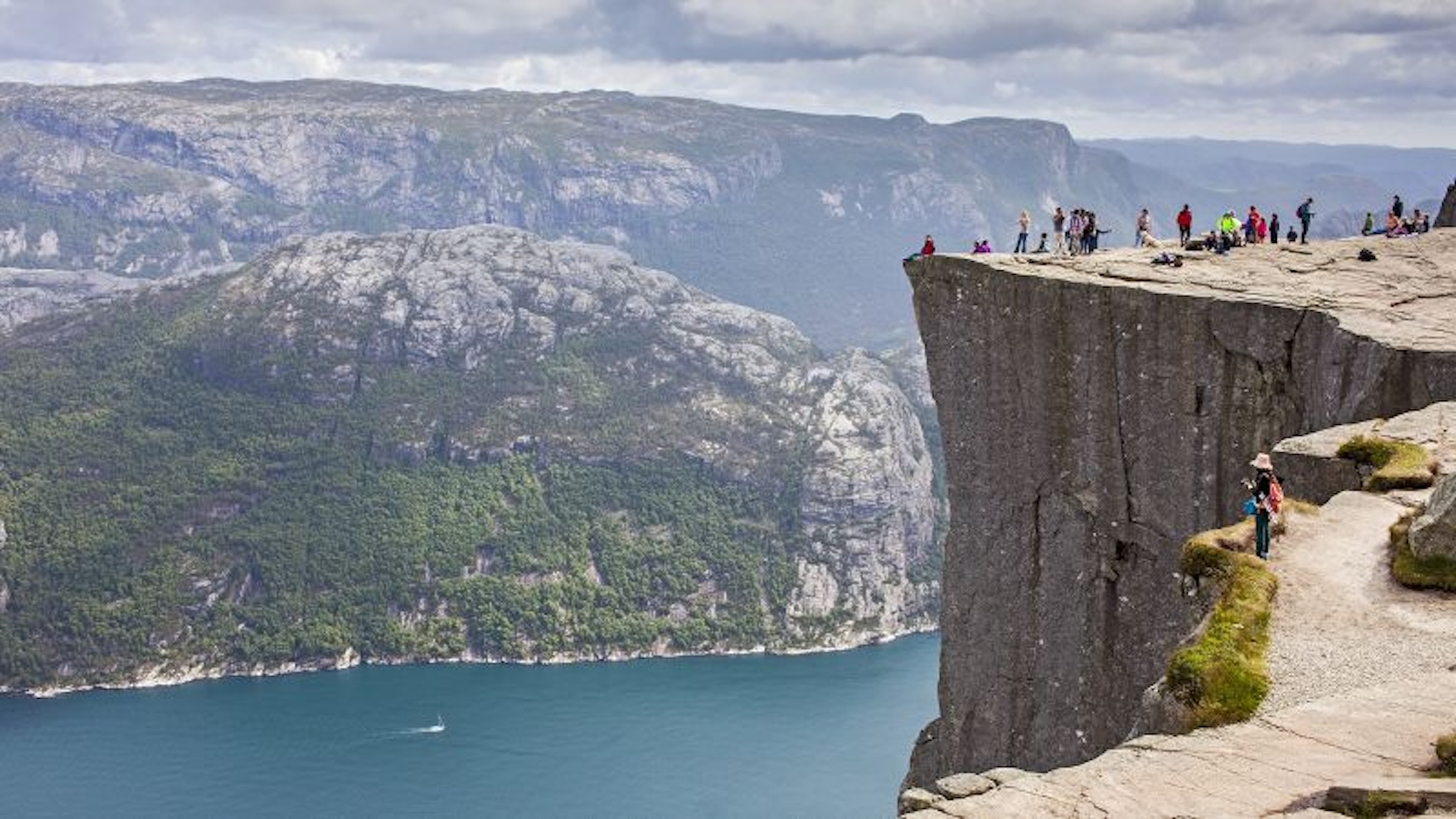 cliff-Mision-imposible-Noruega.jpeg