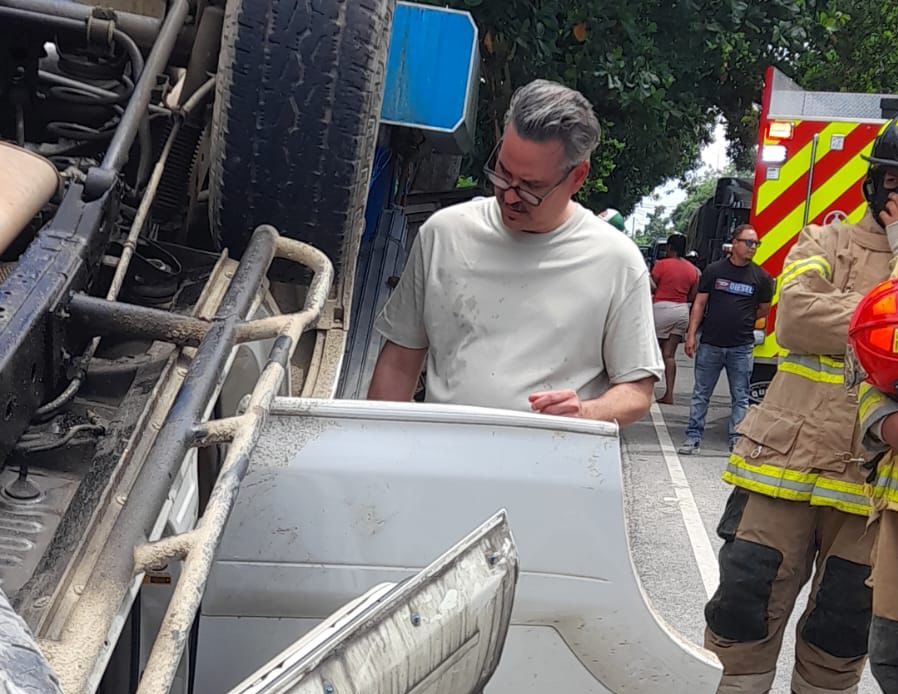 Accidente-de-transito-e1723060264456-898x694-1.jpeg