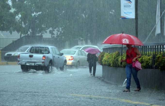 Lluvias-Santo-Domingo-Miercoles.jpg