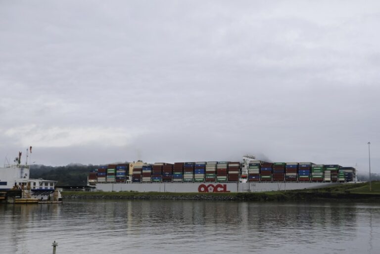 panama-canal.jpg