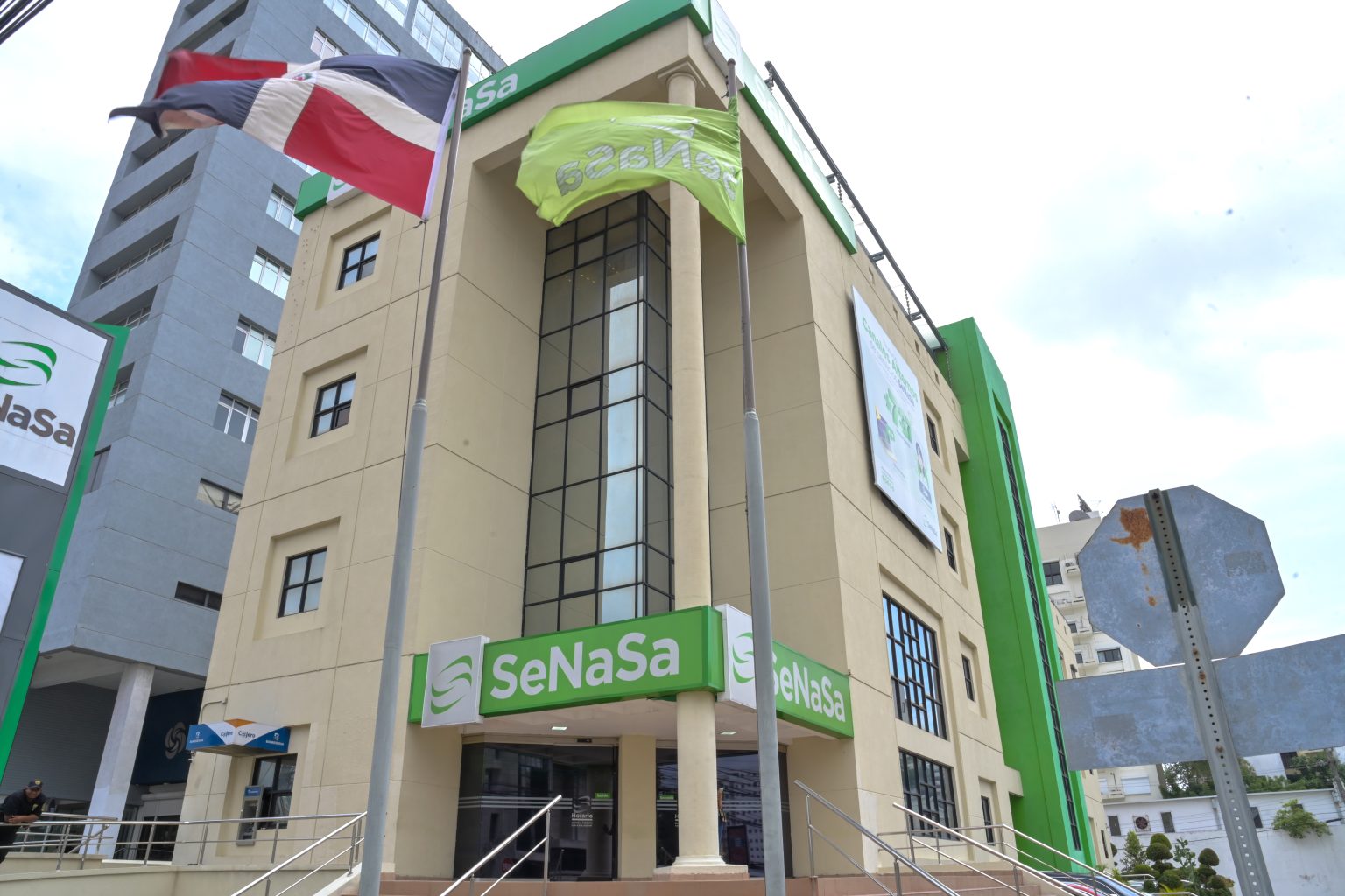 fachada-SENASA-1-1-1536x1024