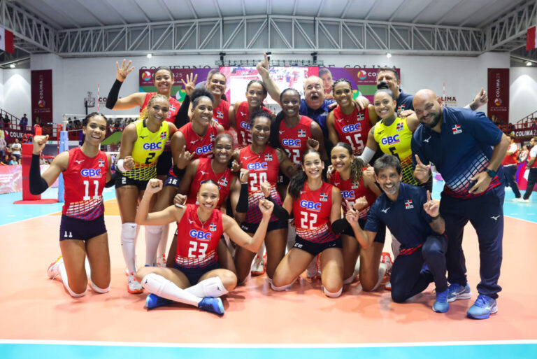 RD-festeja-el-4-0.jfif_-1536x1026